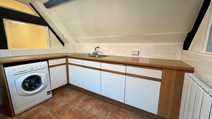 2 Bedroom Apartment To Rent In High Street, Coleshill, B46