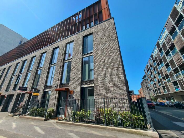 2 Bedroom Apartment To Rent In Ellesmere Street, Manchester, M15