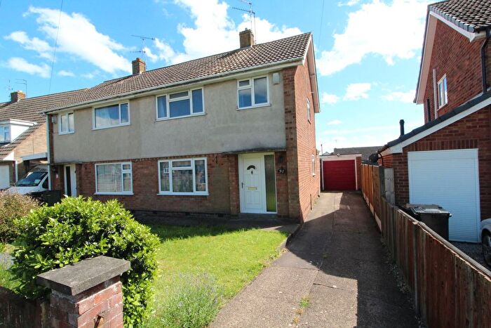 3 Bedroom Semi-Detached House For Sale In Gloucester Crescent, Wigston, LE18