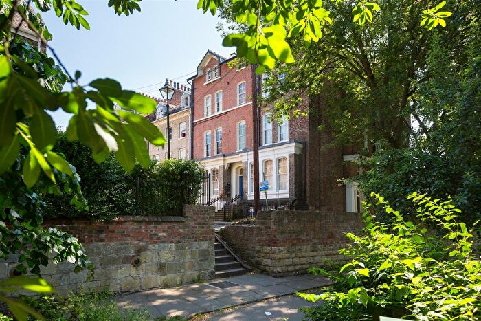 2 Bedroom Flat For Sale In St. Marys, Bootham, York, YO30