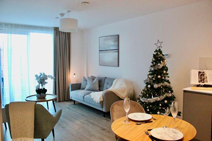 1 Bedroom Apartment To Rent In Clay, M5