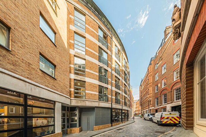 2 Bedroom Flat For Sale In Black Friars Lane, London, EC4V