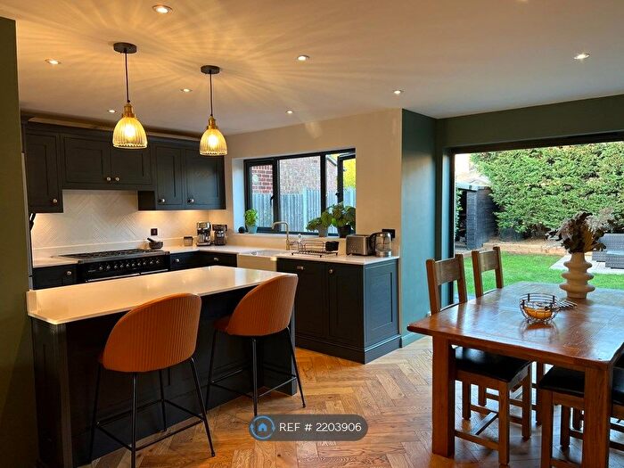 3 Bedroom Detached House To Rent In Church Road, Chelmsford, CM3