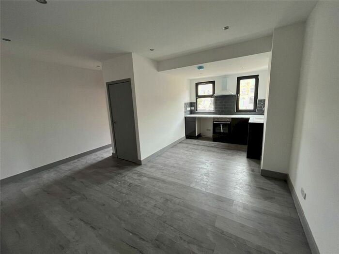 1 Bedroom Flat To Rent In London Road South, Lowestoft, Suffolk, NR33