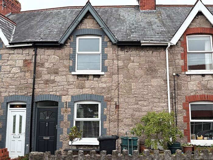 2 Bedroom Terraced House To Rent In Wellington Road, Old Colwyn, LL29