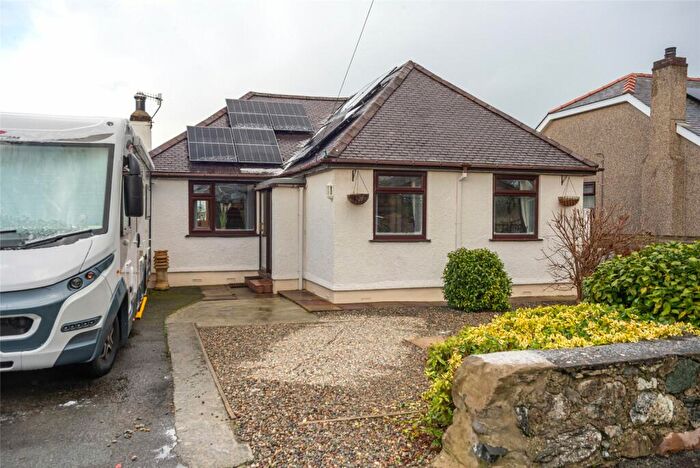 2 Bedroom Bungalow For Sale In Cae Garw Road, Rhosbodrual, Caernarfon, Gwynedd, LL55