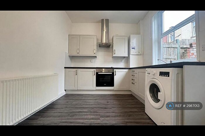 2 Bedroom Terraced House To Rent In Brookland St, Rochdale, OL16