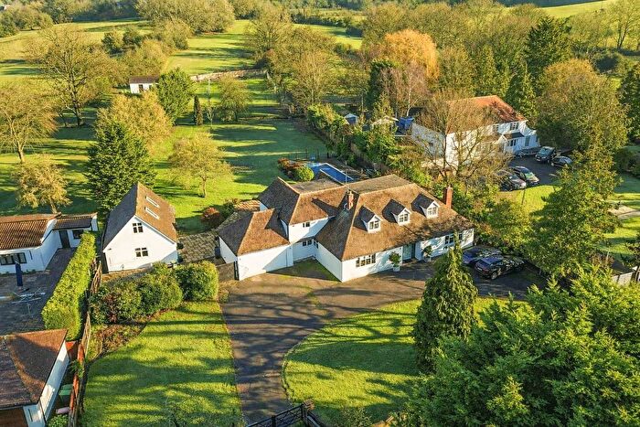 5 Bedroom Detached House For Sale In Middle Street, Nazeing, EN9