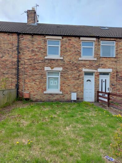 2 Bedroom Flat To Rent In Hawthorn Road, Ashington, Northumberland, NE63