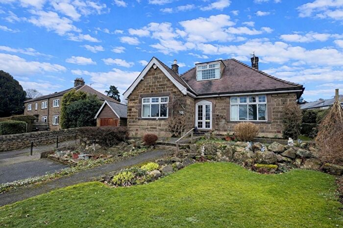 3 Bedroom Detached Bungalow For Sale In Bakewell Road, Matlock, DE4