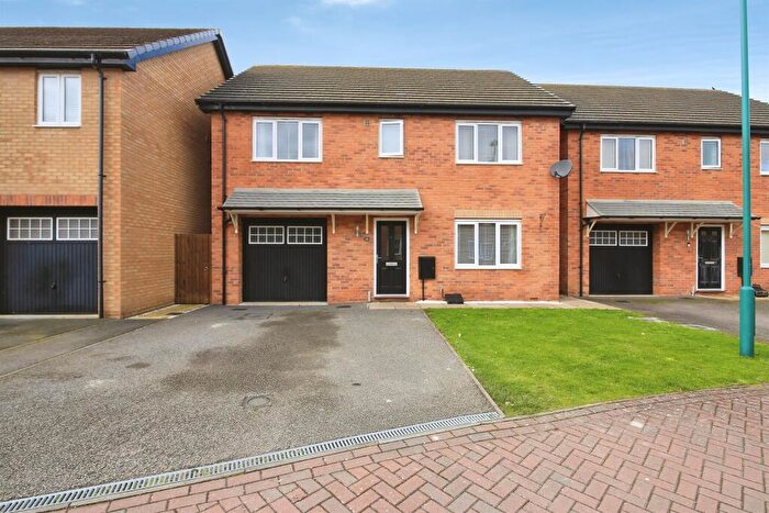 5 Bedroom Detached House For Sale In Leon Drive, Peterborough, PE2