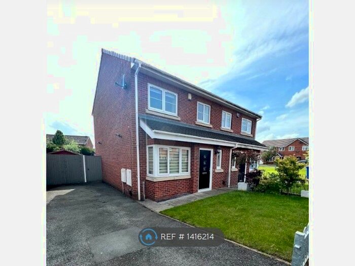 3 Bedroom Semi-Detached House To Rent In Blenheim Close, Padgate, Warrington, WA2