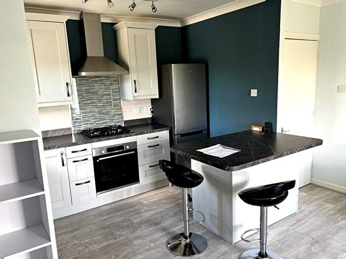 1 Bedroom Flat To Rent In Founder Close, E6