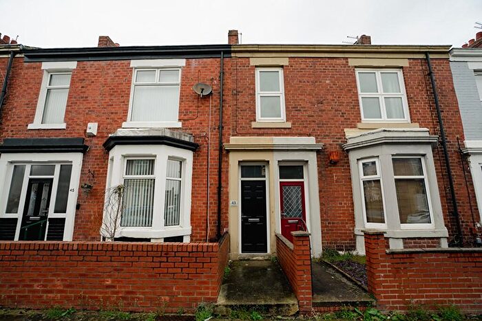3 Bedroom Flat To Rent In Gladstone Street, Hebburn, NE31