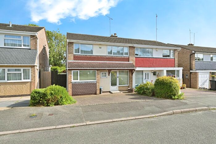 3 Bedroom Semi-Detached House For Sale In Nunneley Way, Market Harborough, LE16
