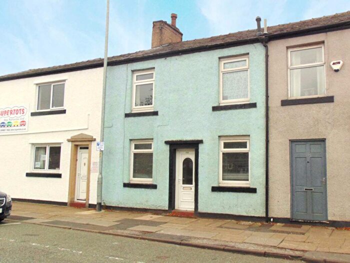 1 Bedroom Terraced House To Rent In Edenfield Road, Rochdale, OL11