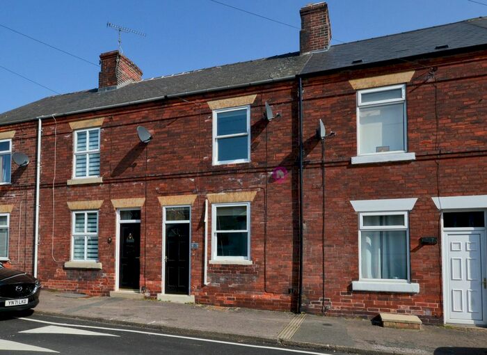 3 Bedroom Terraced House To Rent In Peveril Road, Eckington, Sheffield, S21