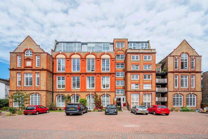 1 Bedroom Flat To Rent In Silverthorne Loft Apartments, Camberwell, London, SE5