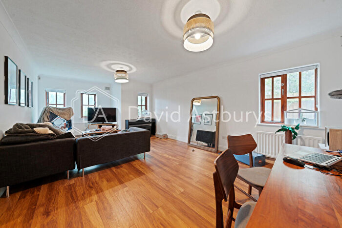 2 Bedroom Apartment To Rent In Maybury Mews, Stanhope Road, London, N6