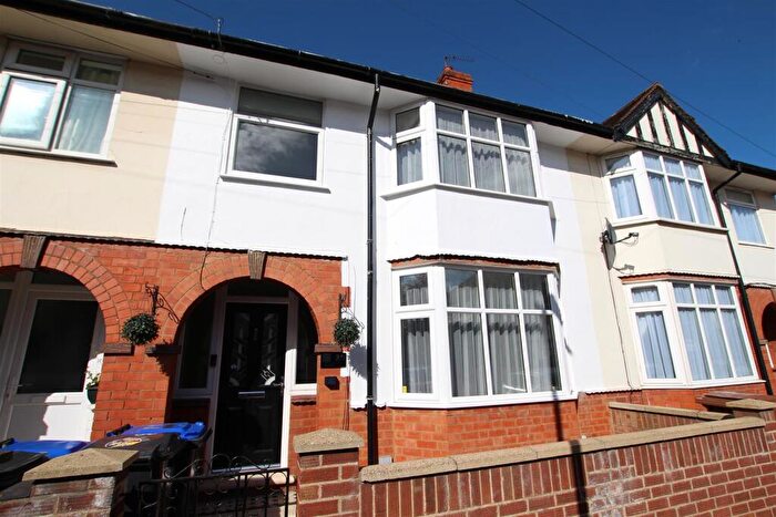3 Bedroom House To Rent In Penrhyn Road, Northampton, NN4