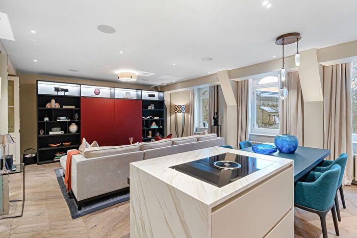 2 Bedroom Flat For Sale In Empire House, Thurloe Place, Kensington, London, United Kingdom, SW7