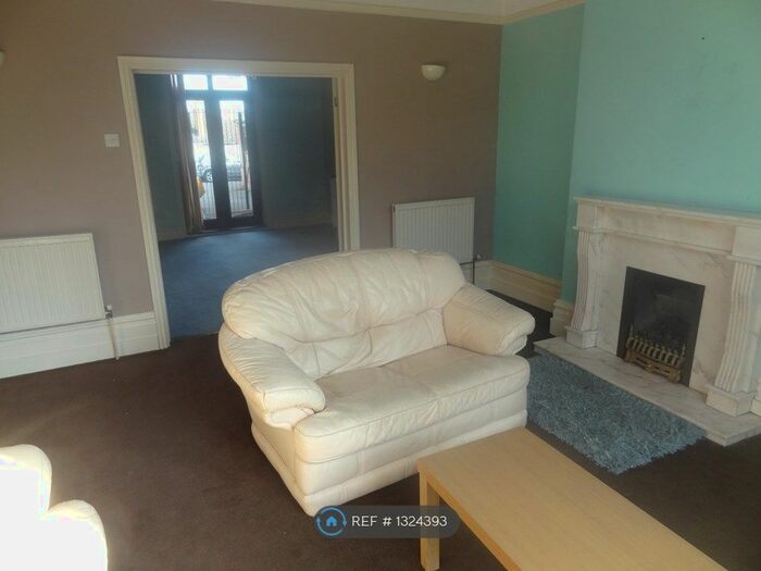 1 Bedroom Maisonette To Rent In Stanley Villas, Runcorn WA7