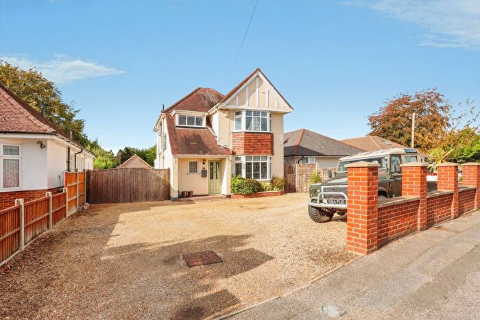 4 Bedroom Detached House For Sale In New Road, Bournemouth, Dorset, BH10