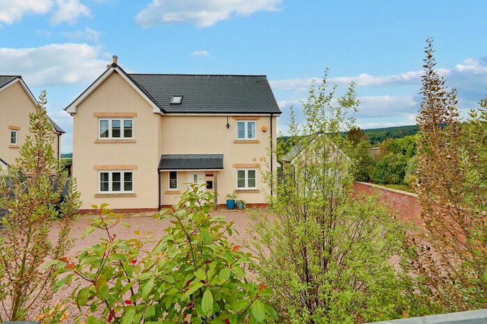 4 Bedroom Detached House For Sale In Dean Road, Newnham, Gloucestershire., GL14