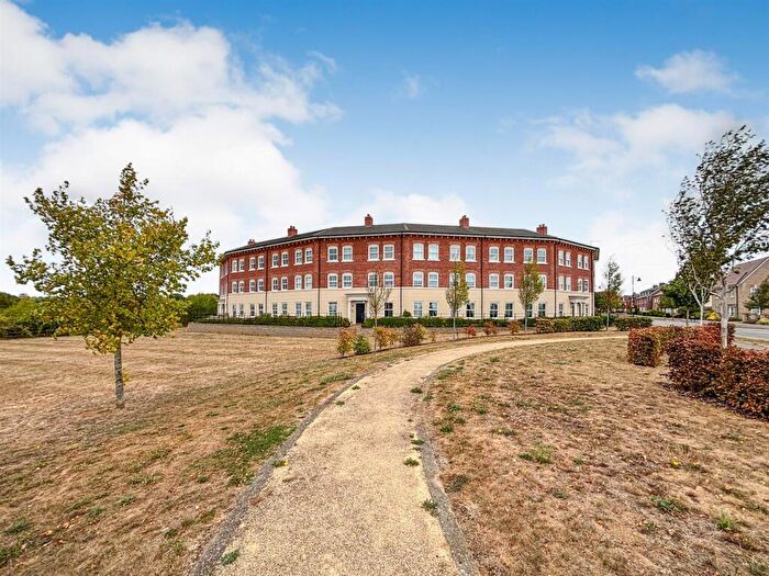 2 Bedroom Apartment For Sale In Saxon Court, Terrington Place, Great Denham, Bedford, MK40