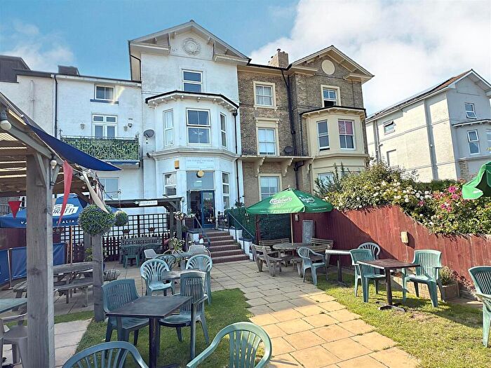 6 Bedroom House For Sale In Esplanade, Lowestoft, Suffolk, NR33