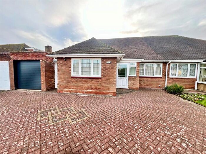 4 Bedroom Semi-Detached Bungalow For Sale In Shakespeare Drive, Shirley, Solihull, B90