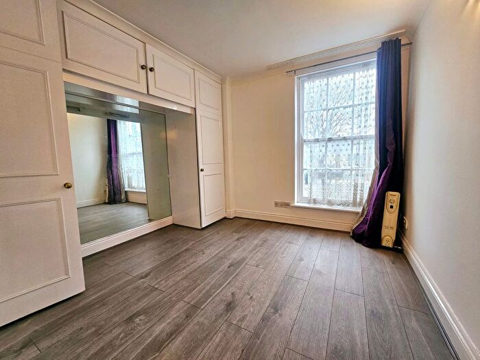 1 Bedroom Flat To Rent In Hayfield Passage, London, E1