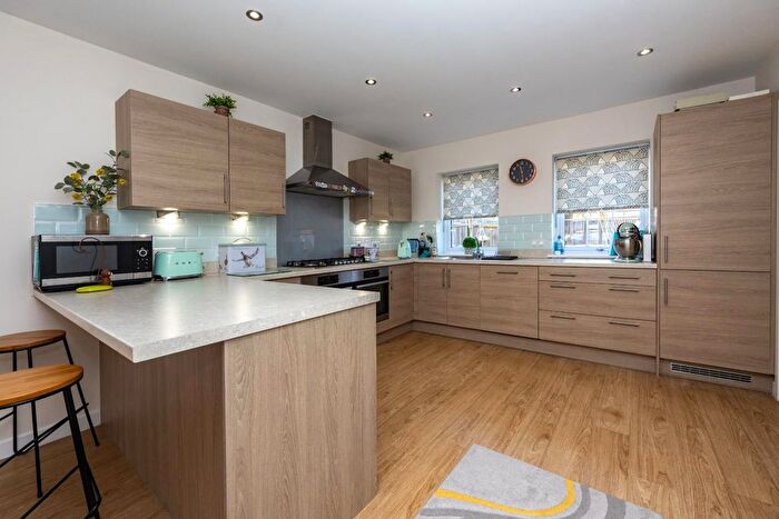 4 Bedroom Detached House For Sale In Pine Way, Willesborough, Ashford, TN24