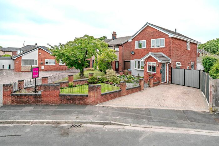 3 Bedroom Detached House For Sale In Lichen Close, Charnock Richard, PR7
