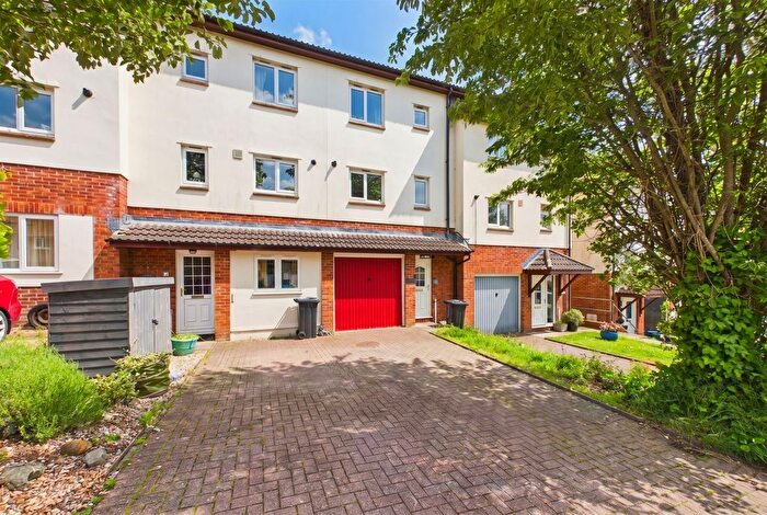 2 Bedroom Terraced House For Sale In Queen Elizabeth Drive, Crediton, EX17