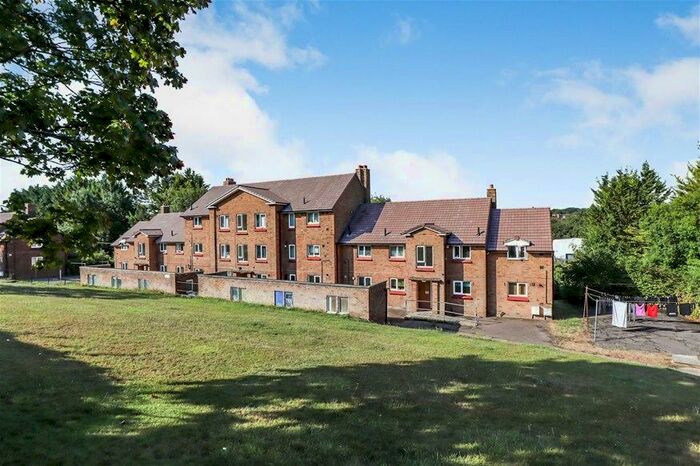 1 Bedroom Flat To Rent In Northfield Road, Harpenden, AL5