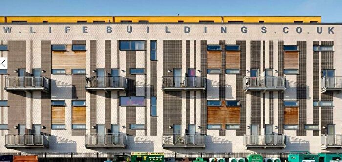 2 Bedroom Flat To Rent In Hulme High Street, Manchester, M15