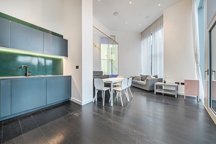 2 Bedroom Flat To Rent In No., Upper Riverside, Cutter Lane, Greenwich Peninsula, SE10