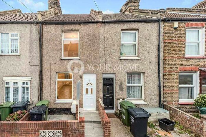 3 Bedroom Terraced House To Rent In Bayly Road, Dartford, DA1