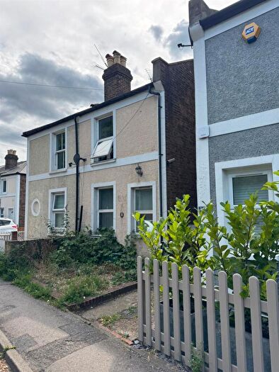 2 Bedroom Semi-Detached House For Sale In Kingston Road, Leatherhead, KT22