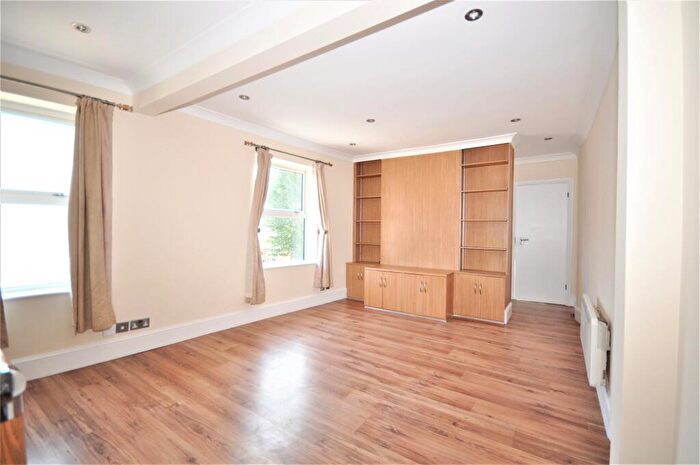 4 Bedroom Apartment To Rent In Portsmouth Road, Cobham, Surrey, KT11