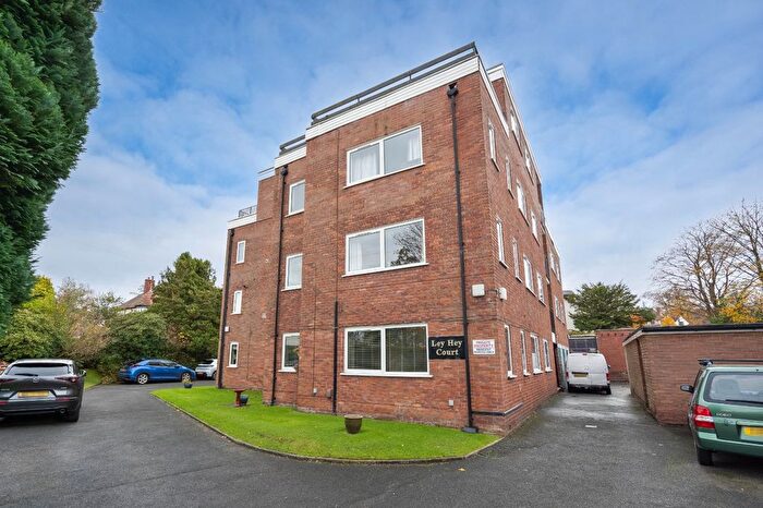 2 Bedroom Flat For Sale In Ley Hey Road, Marple, Stockport, Greater Manchester, SK6
