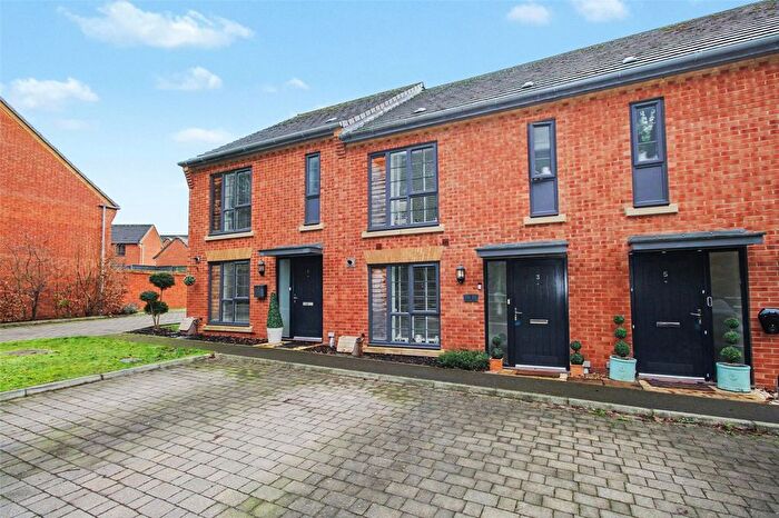 3 Bedroom Terraced House For Sale In Limber Grove, Bordon, Hampshire, GU35