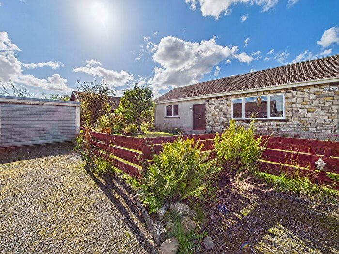 3 Bedroom Bungalow For Sale In High Street, Burrelton, Perthshire, PH13