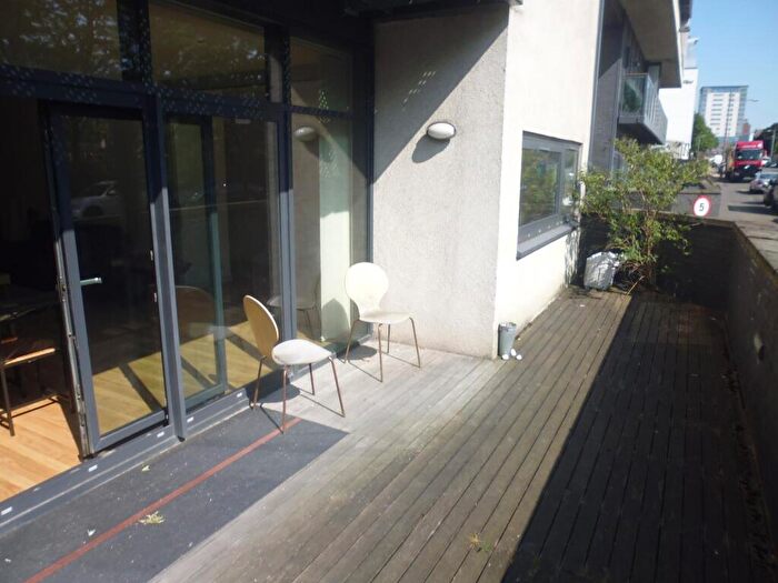 2 Bedroom Apartment To Rent In Elliot Street, Glasgow, G3
