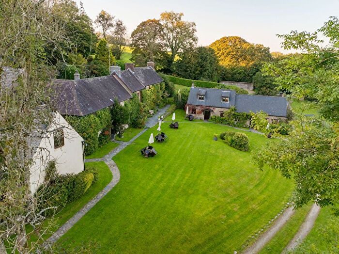21 Bedroom Detached House For Sale In Clydey Cottages, Penrallt, Lancych, Boncath, SA37