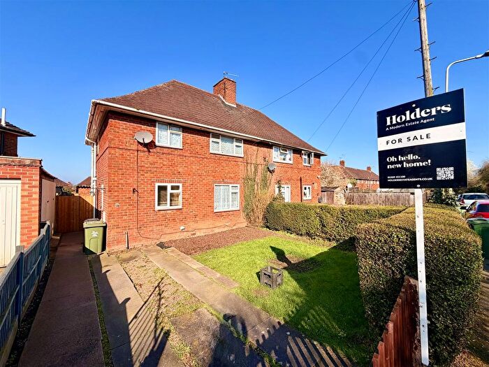 3 Bedroom Semi Detached House For Sale In Ling Road, Loughborough, LE11