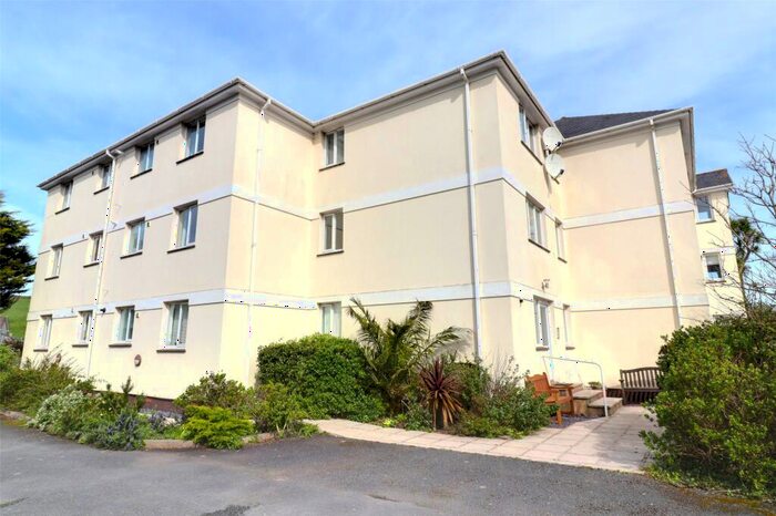 3 Bedroom Apartment For Sale In North Morte Road, Mortehoe, Devon, EX34