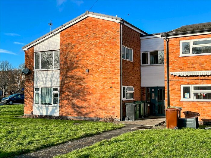 1 Bedroom Flat To Rent In Warwick Way, Loughborough, Leicestershire, LE11