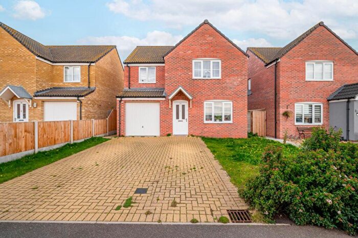 4 Bedroom Detached House For Sale In Pritchard Close, Oulton, NR32